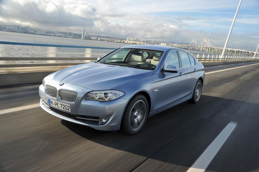  BMW ActiveHybrid 5 2012 года  (US) (фото 128 из 135)